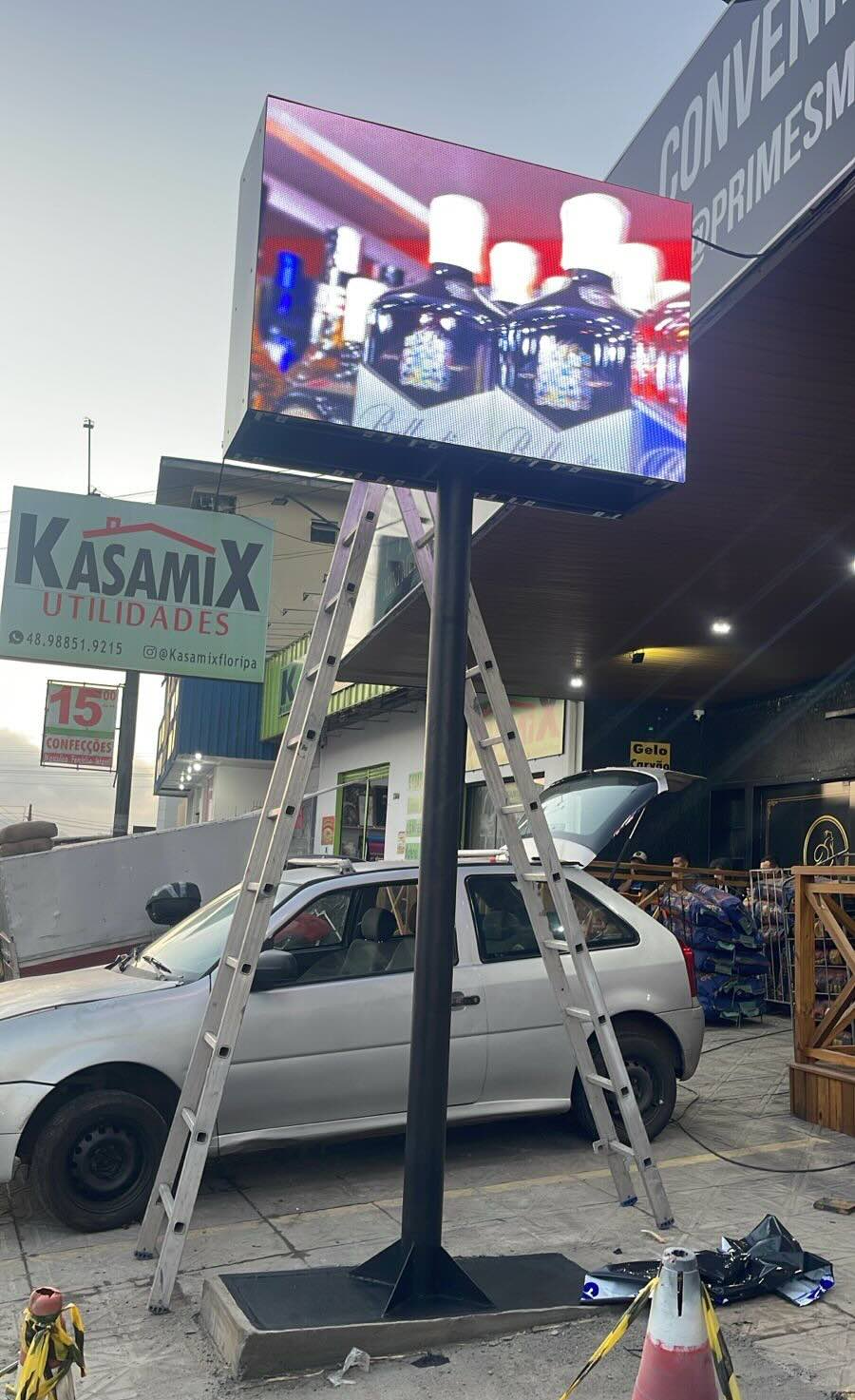 Totens Brasil - Painel de Led Outdoor