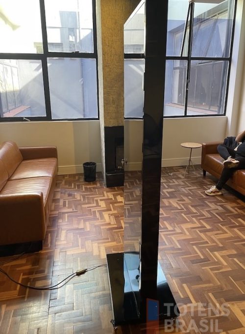 totens-brasil-fabricacao-e-venda-de-totens-digitais-2